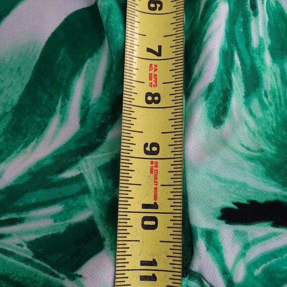 Zac and Rachel Tropical Shorts Pull-on Women Size L Green White Summer Vacation - Picture 9 of 9